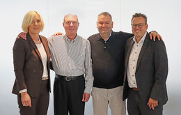 Vorstand mit Geschäftsführer von Gras